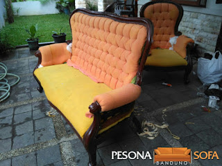 service sofa di bandung