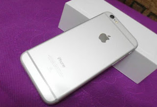 iPhone white