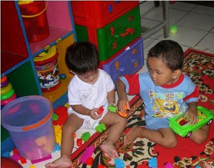 Mainan Yang Harus Diwaspadai Dan Diubahsuaikan Untuk Anak Usia Dini
