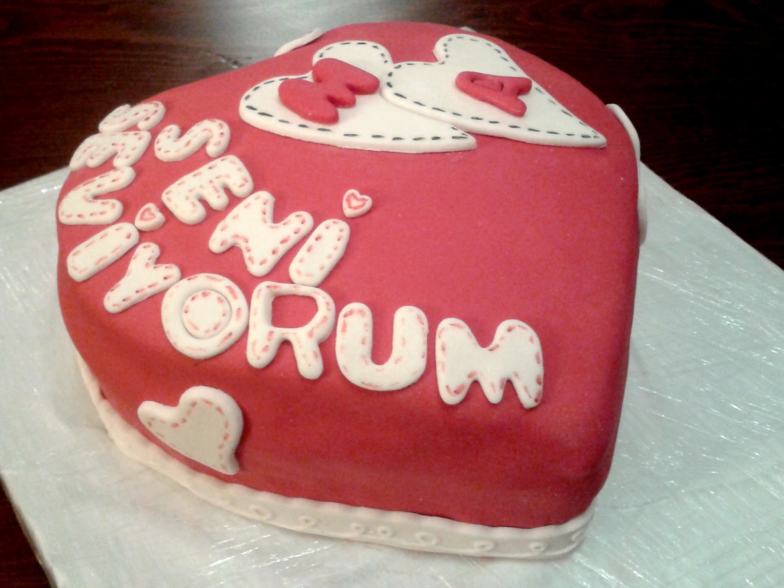 Aydede Kurabiye &amp; Pasta SEVGİLİLER GÜNÜNE ÖZEL )