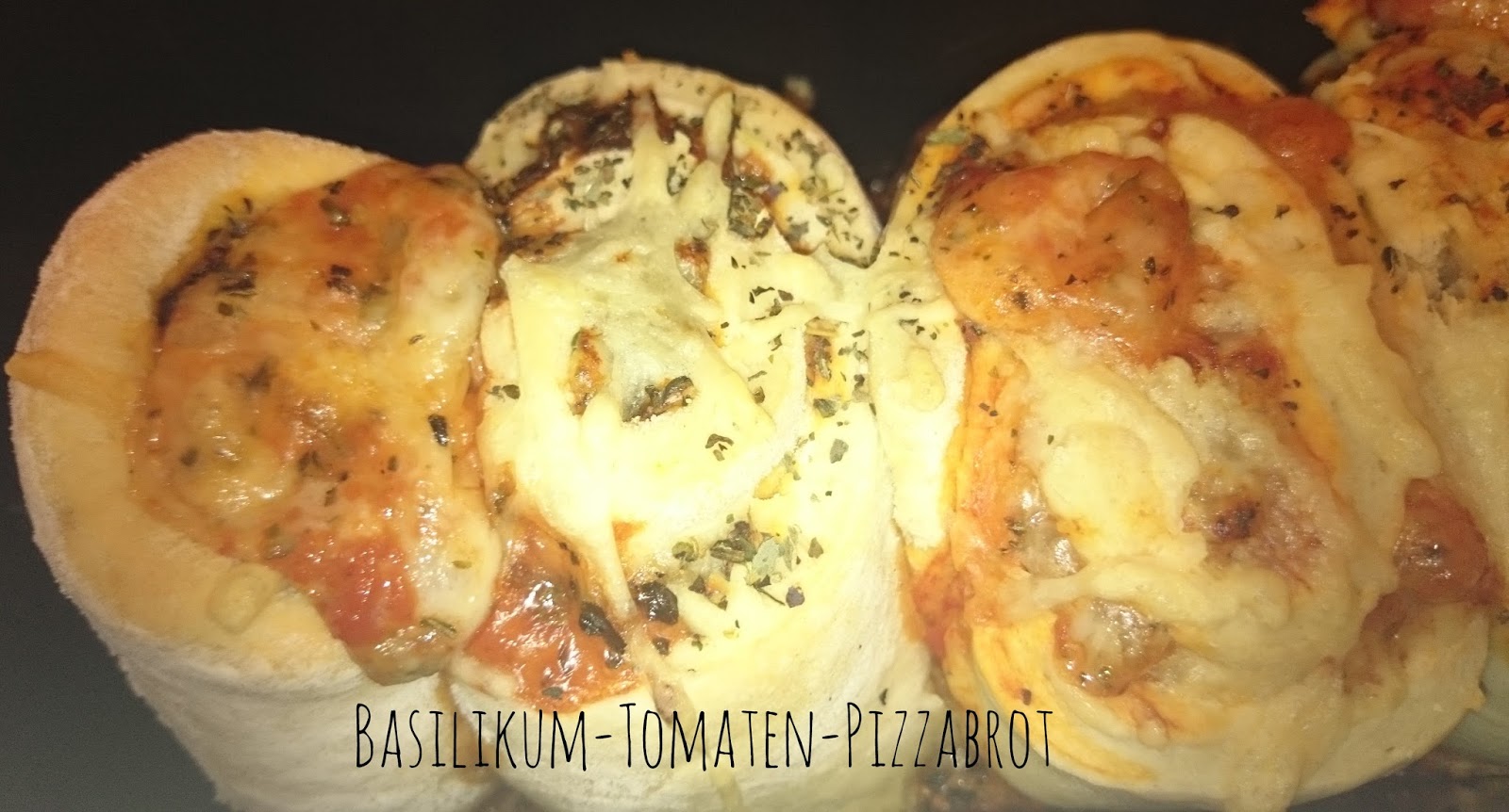 Rezept Basilikum-Tomaten-Pizzabrot