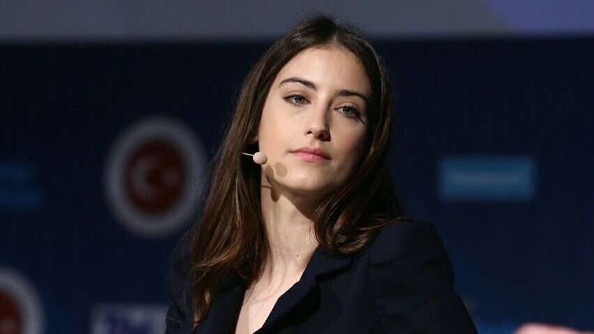 Hazal Kaya Kimdir, Kaç Yaşında, Boyu, Biyografisi, Fotoğrafları