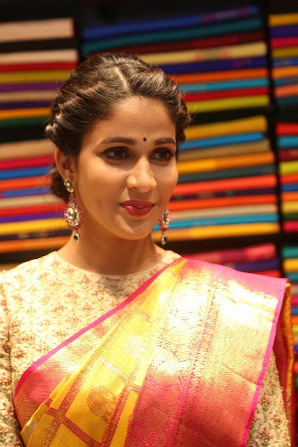 Lavanya Tripathi launches Kanchipuram Kamakshi Silks 13