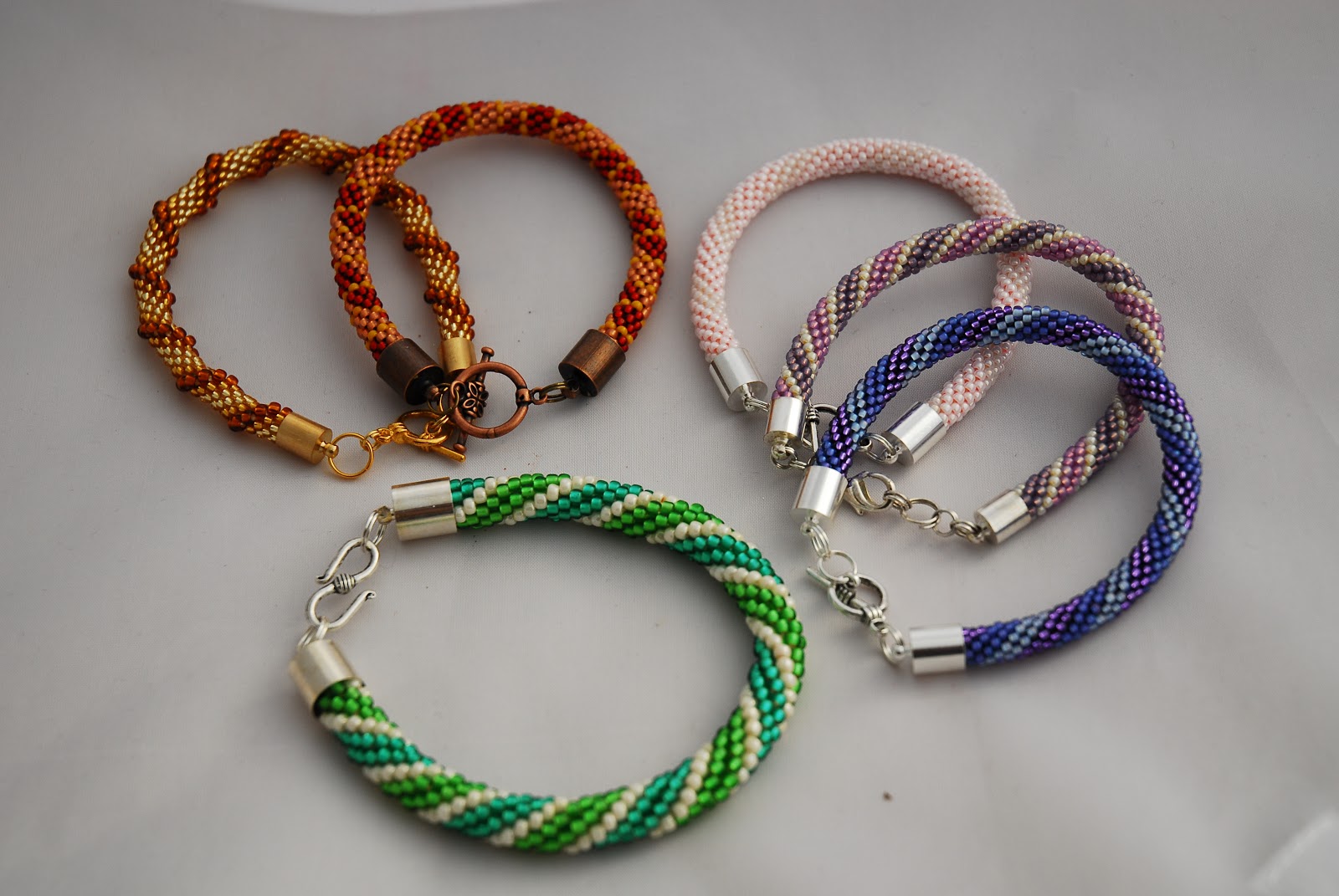 ET Soutache Jewellery: Bead Crochet Bracelets :)