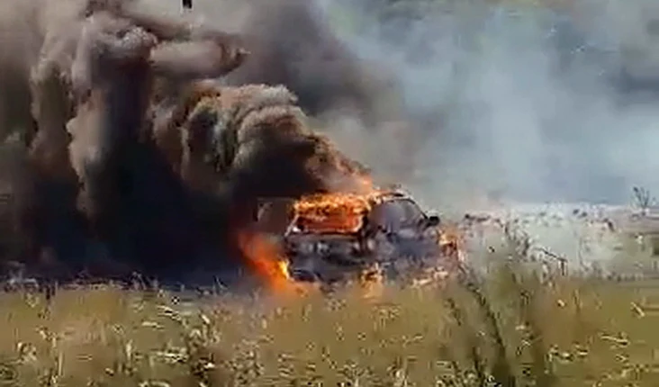 Πυρκαγιά σε αυτοκίνητο στην Ιτέα Φερών που μετέφερε μετανάστες