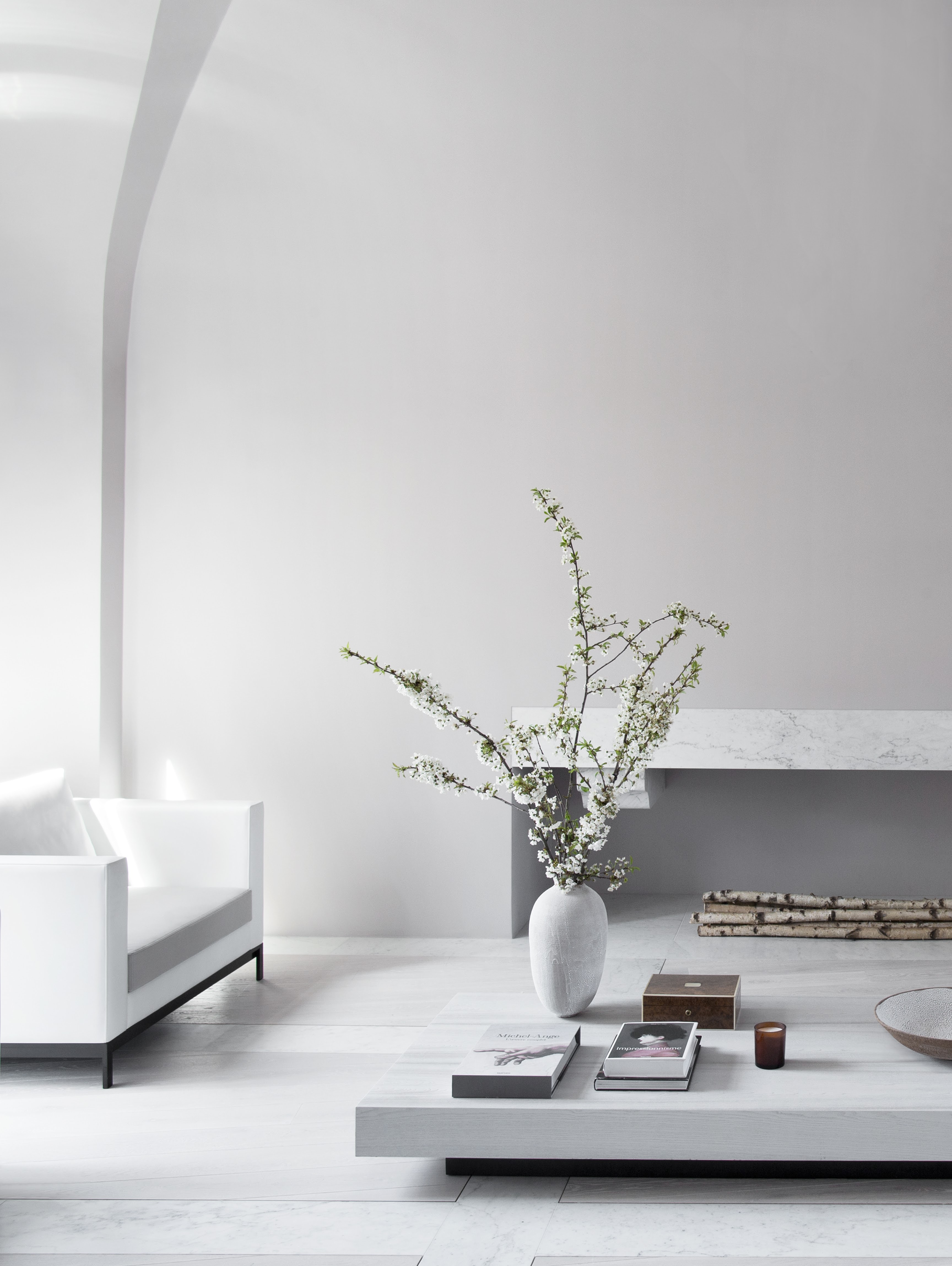 Decor Inspiration | Pure Minimalism by Parisian Designer Guillaume Alan: A Clean Slate for the New Year 