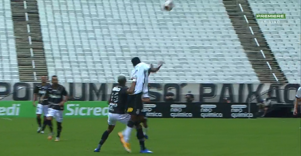 Ponte Preta gol ilegal contra o Corinthians