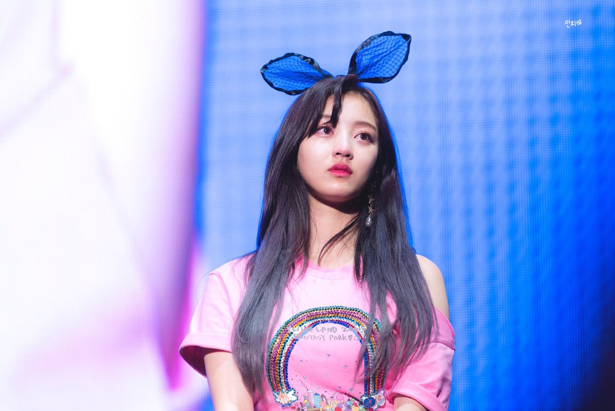 Twice женская южнокорейская группа. дахён yes or yes. твайс обложка. Play me twice. Play twice.