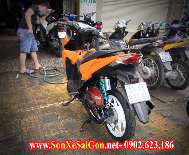 Mẫu sơn xe Honda vario màu cam bóng cực đẹp