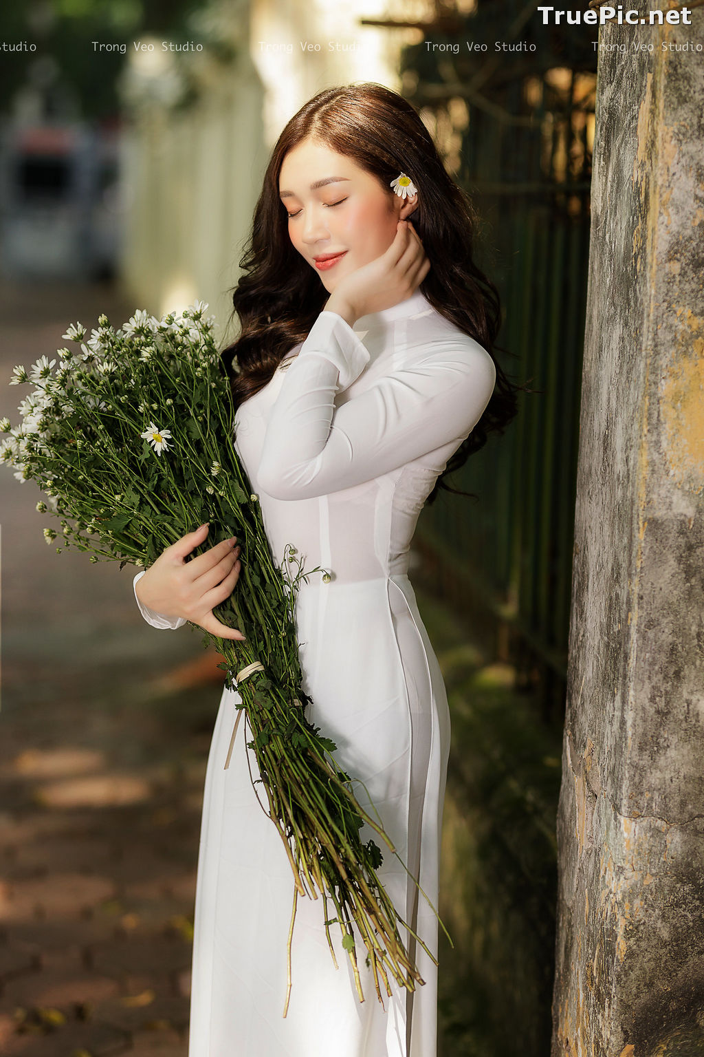 Image The Beauty of Vietnamese Girls with Traditional Dress (Ao Dai) #1 - TruePic.net - Picture-30