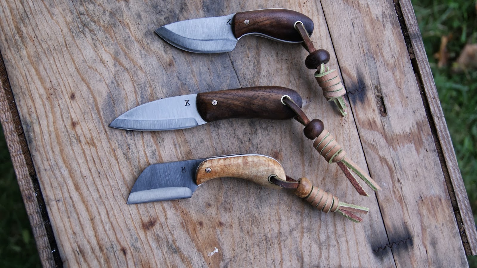 knife-wonder-october-pocket-knives-finished