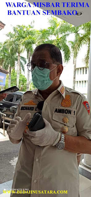 Warga Misbar Terima Bantuan Sembako 1 WALI%2B7