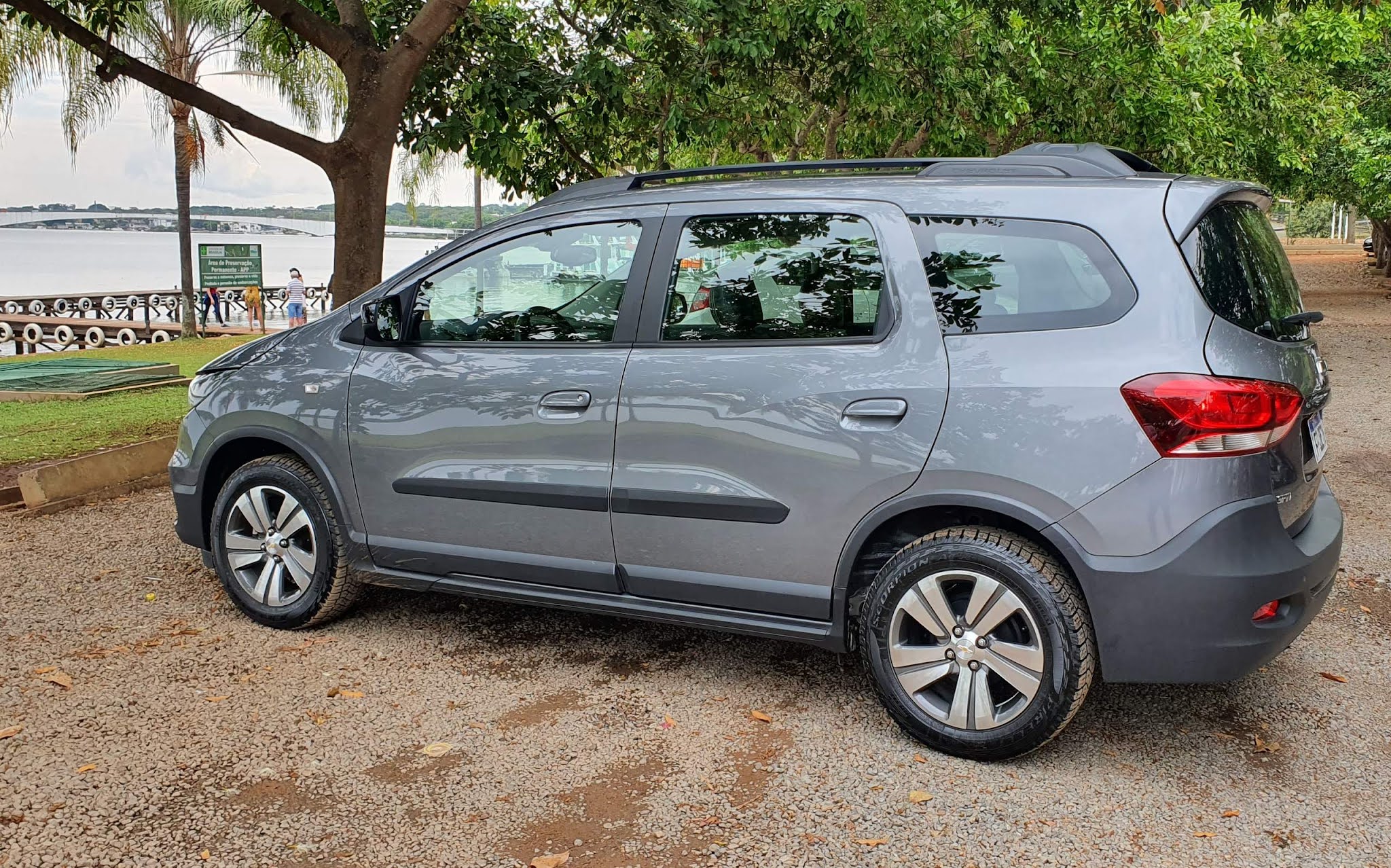 Chevrolet Spin Active 7 lugares 2022 avaliação, preços, consumo e ficha técnica