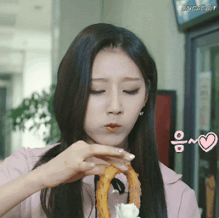 혼밥 고라니 정예인