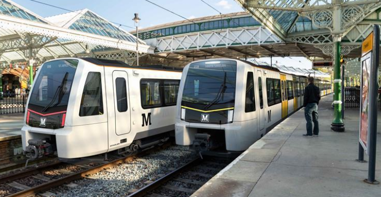 Hennemusic Pink Floyd Drummer Nick Mason Reschedules European Tour