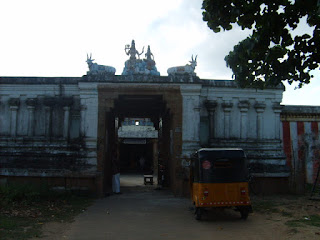 भगवान शिव मंदिर के प्रवेश द्वार - कुंभकोणम TN