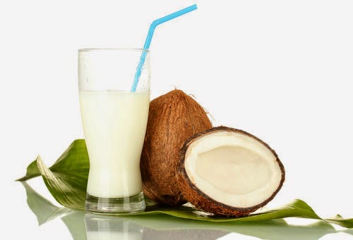 LECHE DE COCO PARA LA PIEL