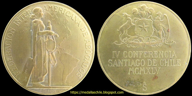 Medalla Federación Interamericana de Abogados  Santiago entre el 20 al 29 de Octubre de 1945