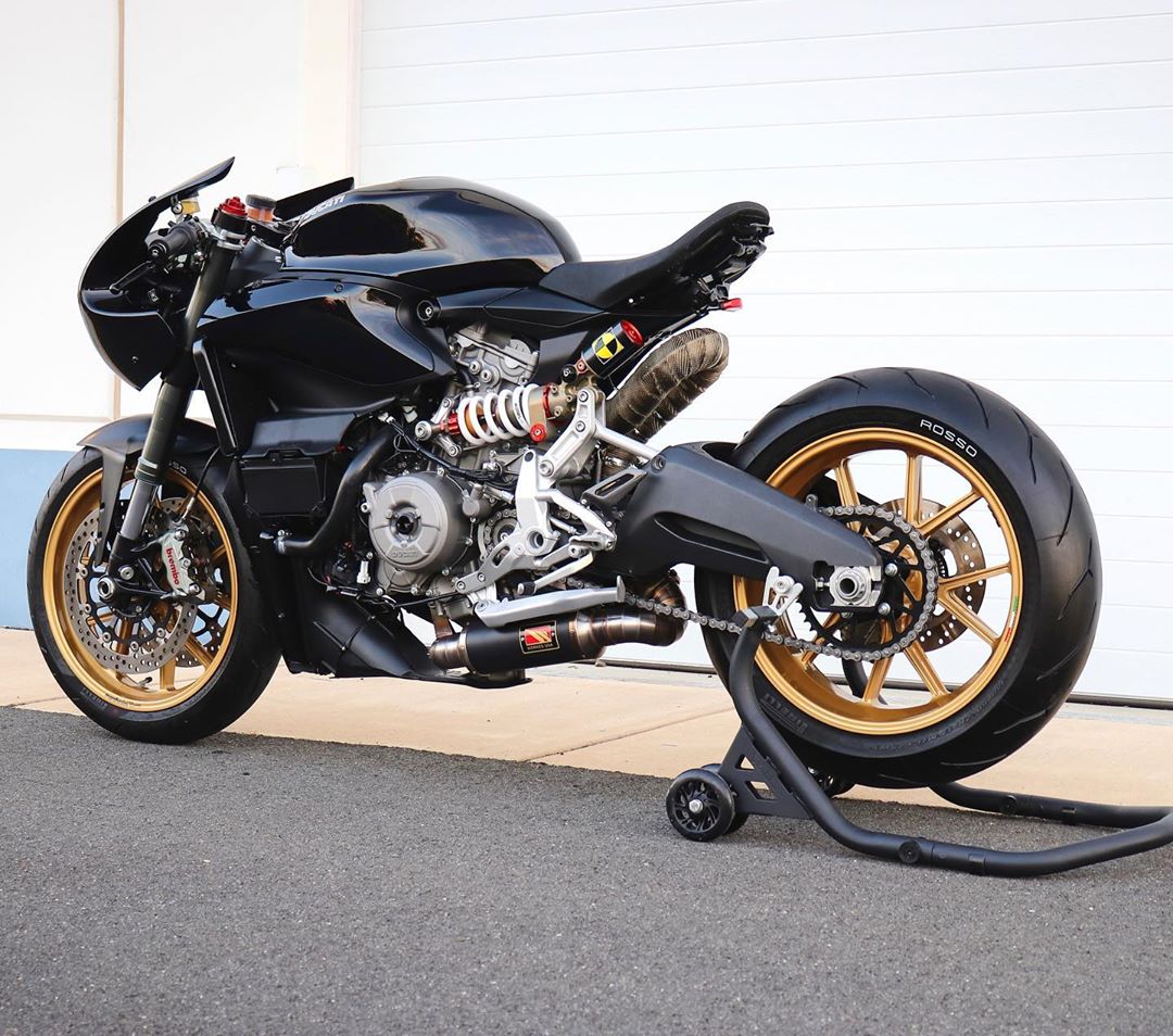 Black Ducati 959 Panigale Custom by Jett Design