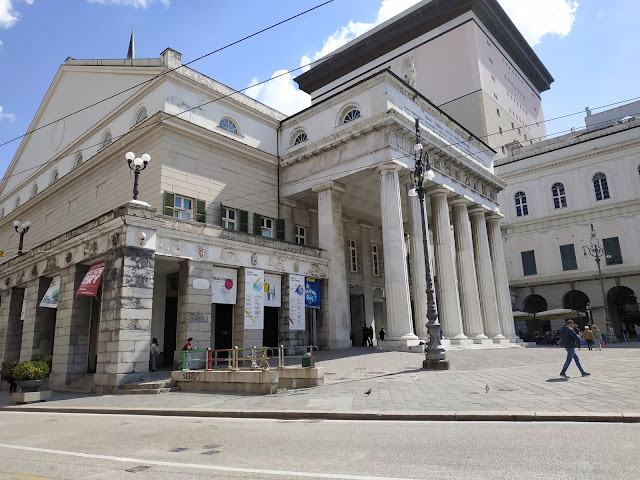Le teatro Carlo Felice 