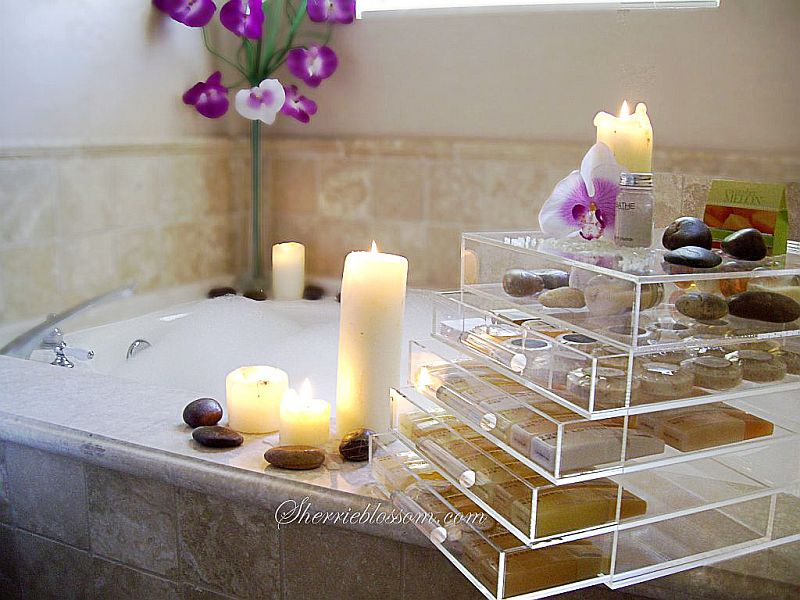 ICEbOX by Sherrieblossom VOTED BEST DESIGN! KARDASHIAN Clear Acrylic