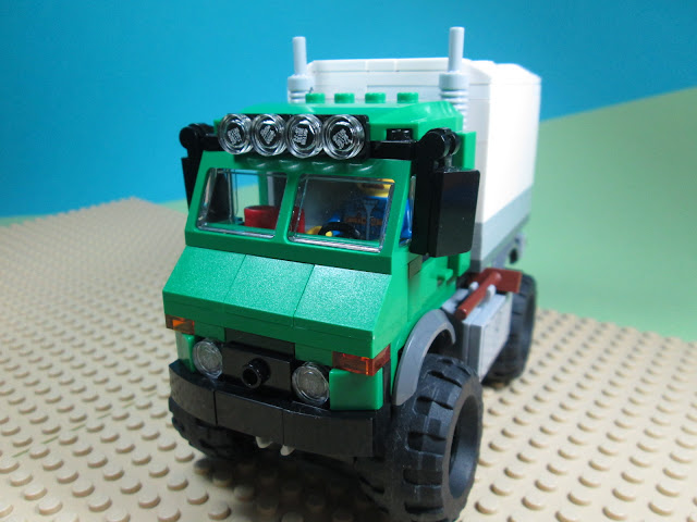 MOD set LEGO City 60083 Snowplow Truck - Unimog em LEGO 