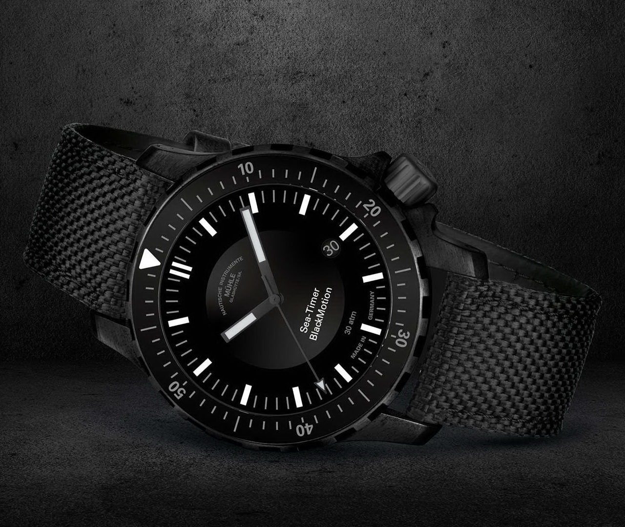 Muhle-Glashutte's new Sea-Timer BlackMotion Sea-Timer%2BBlackMotion%2B01