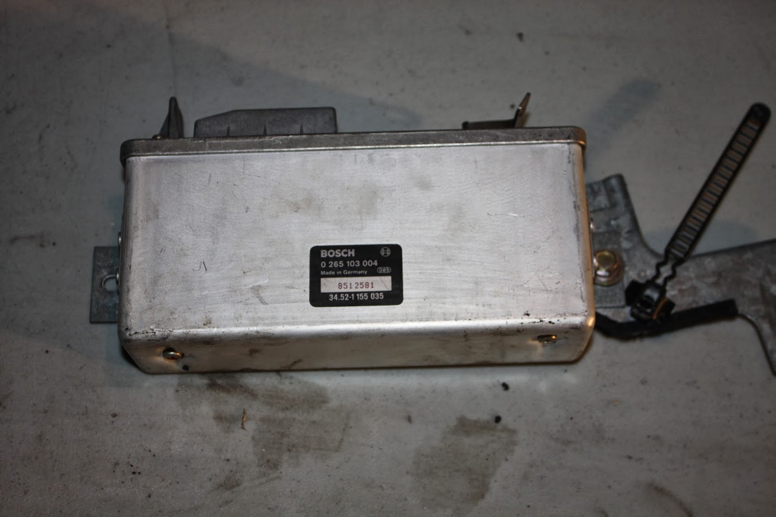 KrEvCon BMW Parts E30 Bosch ABS Control Module (Black Label)