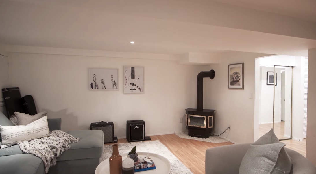 21 Photos vs. 311 Victoria Park Ave, Toronto Interior Design Home Tour