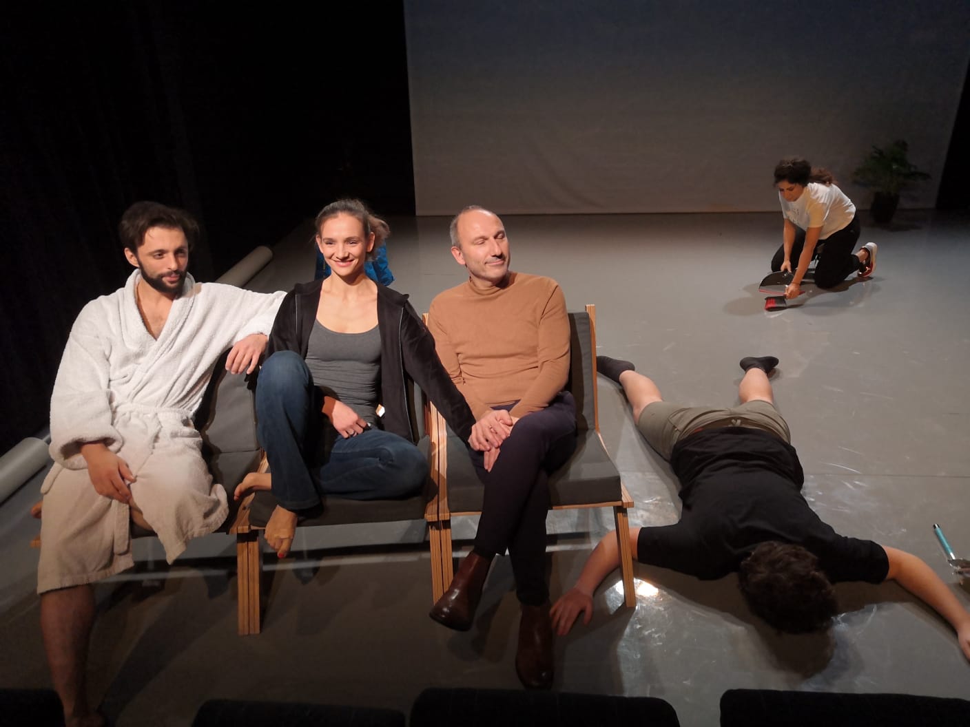 Retardataire chronique(s) Pièce en plastique Théâtre de Belleville