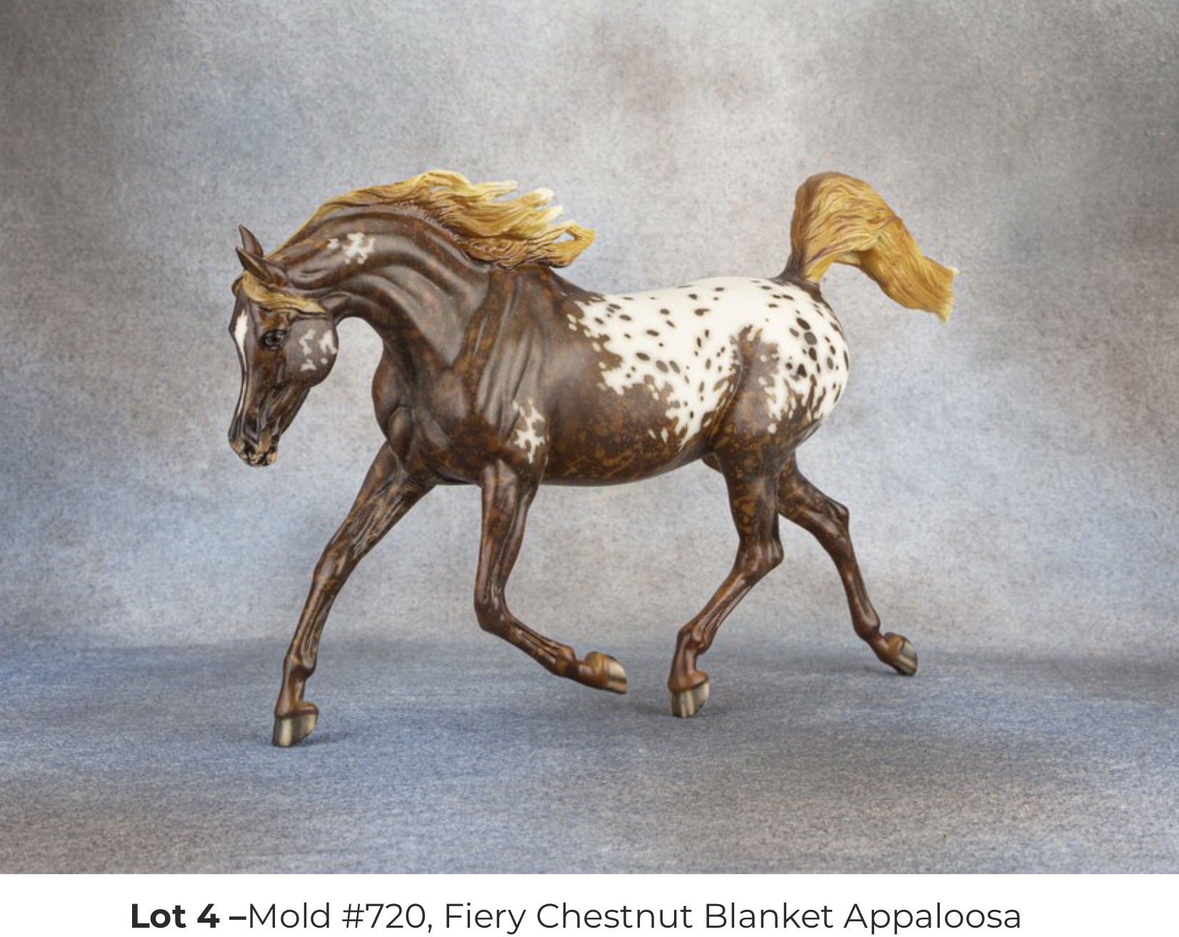 Model Horse Grotto Breyerfest 2021 Auction Models