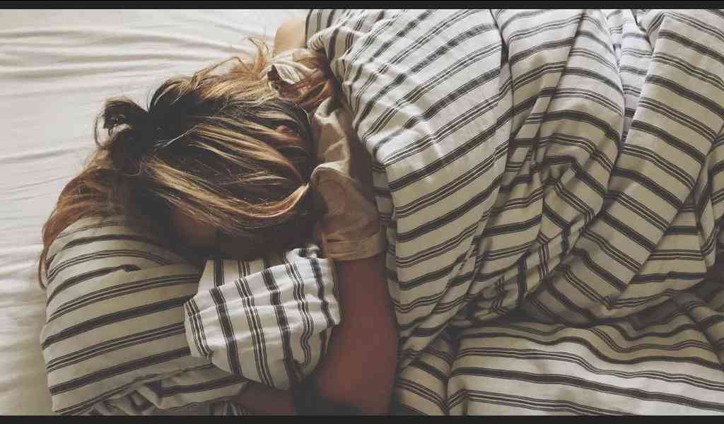 How Many Hours of Sleep Do You Really Need ? How Many Hours of Sleep Do You Really Need ?