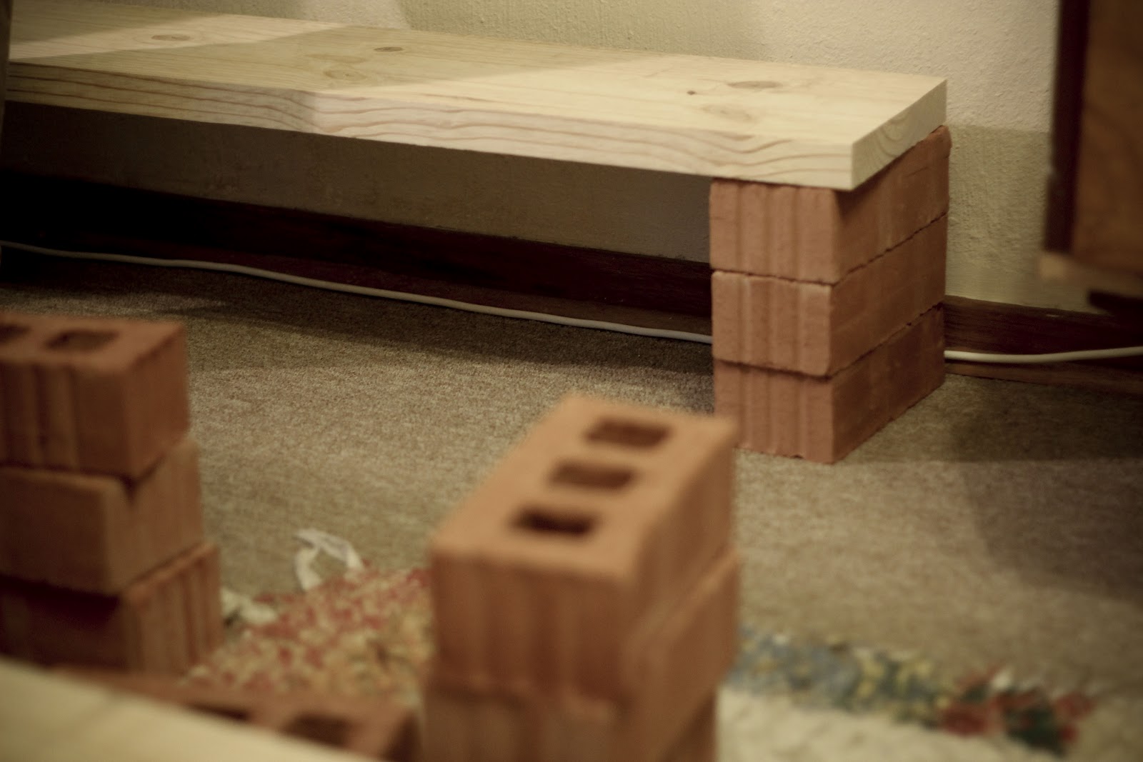 CityGirl Searching How to build a brick book shelf {part 1}