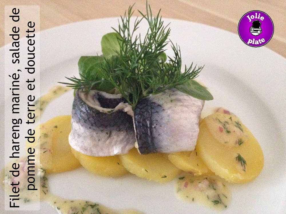 Jolie Plate: Filet de hareng mariné, salade de pomme de terre et doucette