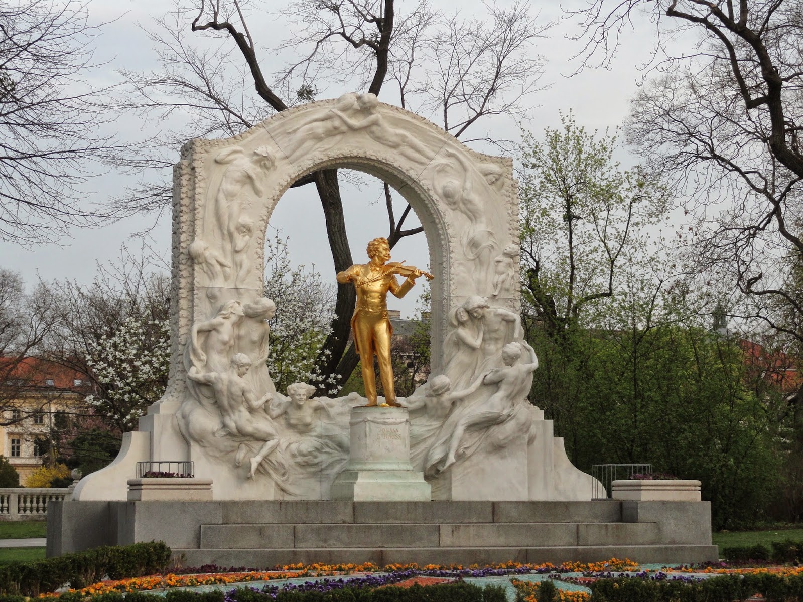 kultuuritarbija60+ Otto Schneidereit. Johann Strauss ja linn ilusal