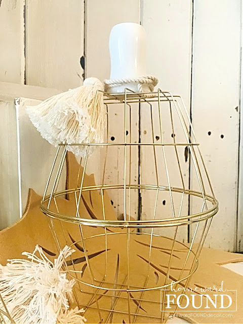 coastal style, beach style, decorating, diy decorating, re-purposing, white, DIY, vintage style, boho style, neutrals, metallics, vintage, thrifted, fall, pumpkins, fall decorating, pumpkin decor, decorating with pumpkins, diy pumpkins, wire pumpkins, fall home decor, farmhouse decor, boho chic home decor, boho chic fall decor, Dollar Tree crafts, Dollar Tree DIY.