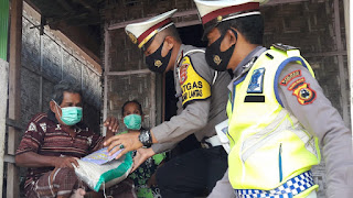 Peringati HUT Polantas Ke 65, Satlantas Polres Jeneponto Gelar Bakti Sosial