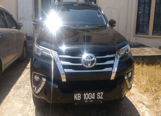 rental mobil fortuner