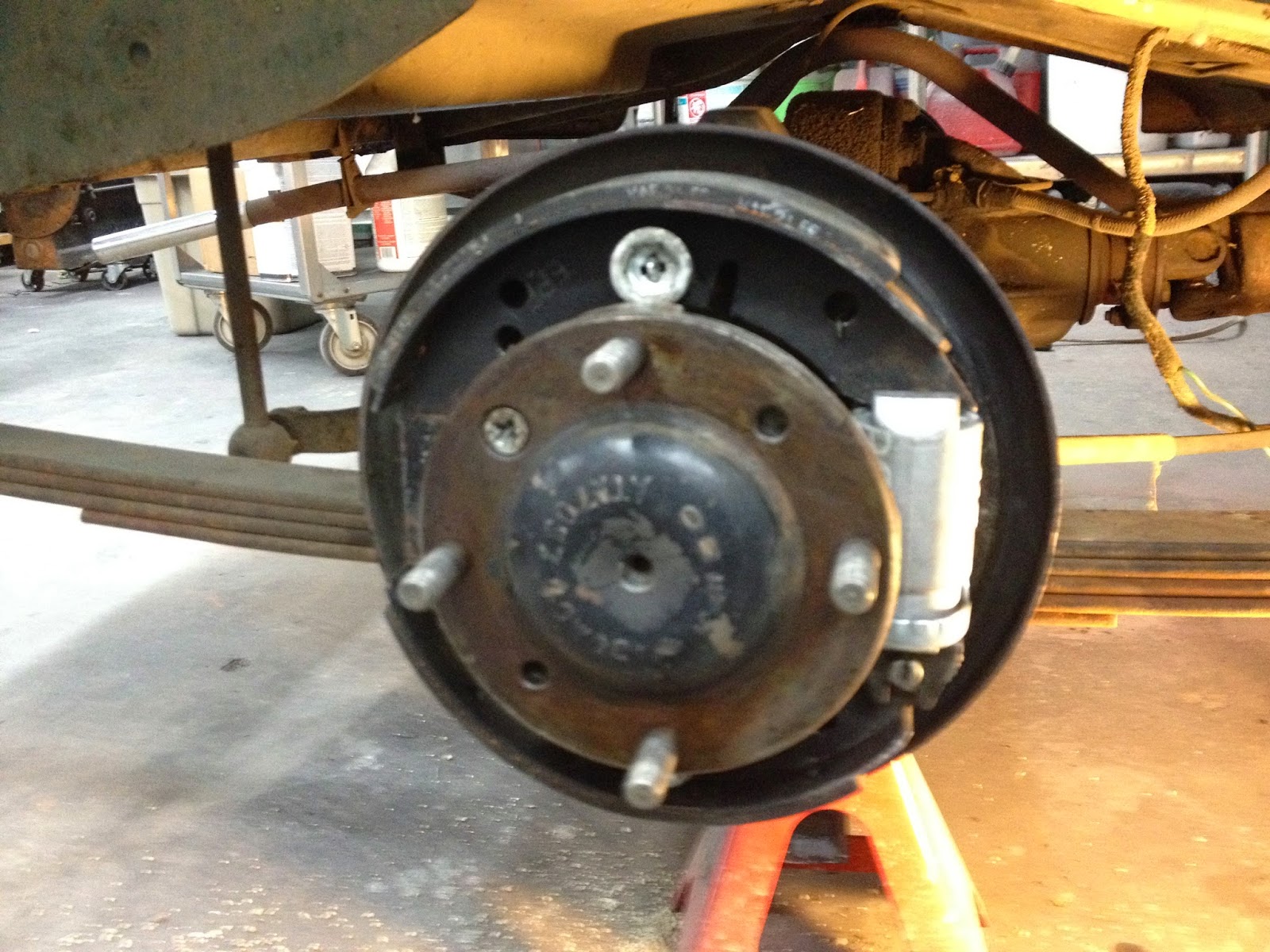 MORRIS RIDES AGAIN...IN SOUTH CAROLINA REPLACING REAR WHEEL CYLINDERS