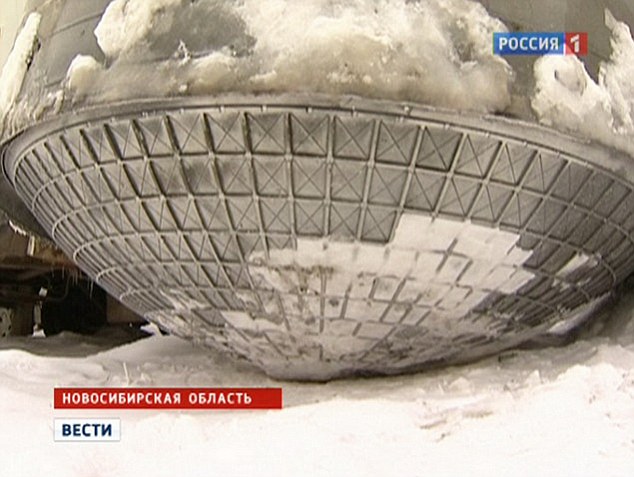 Rusia: Extraño objeto de 200 Kg cae del cielo