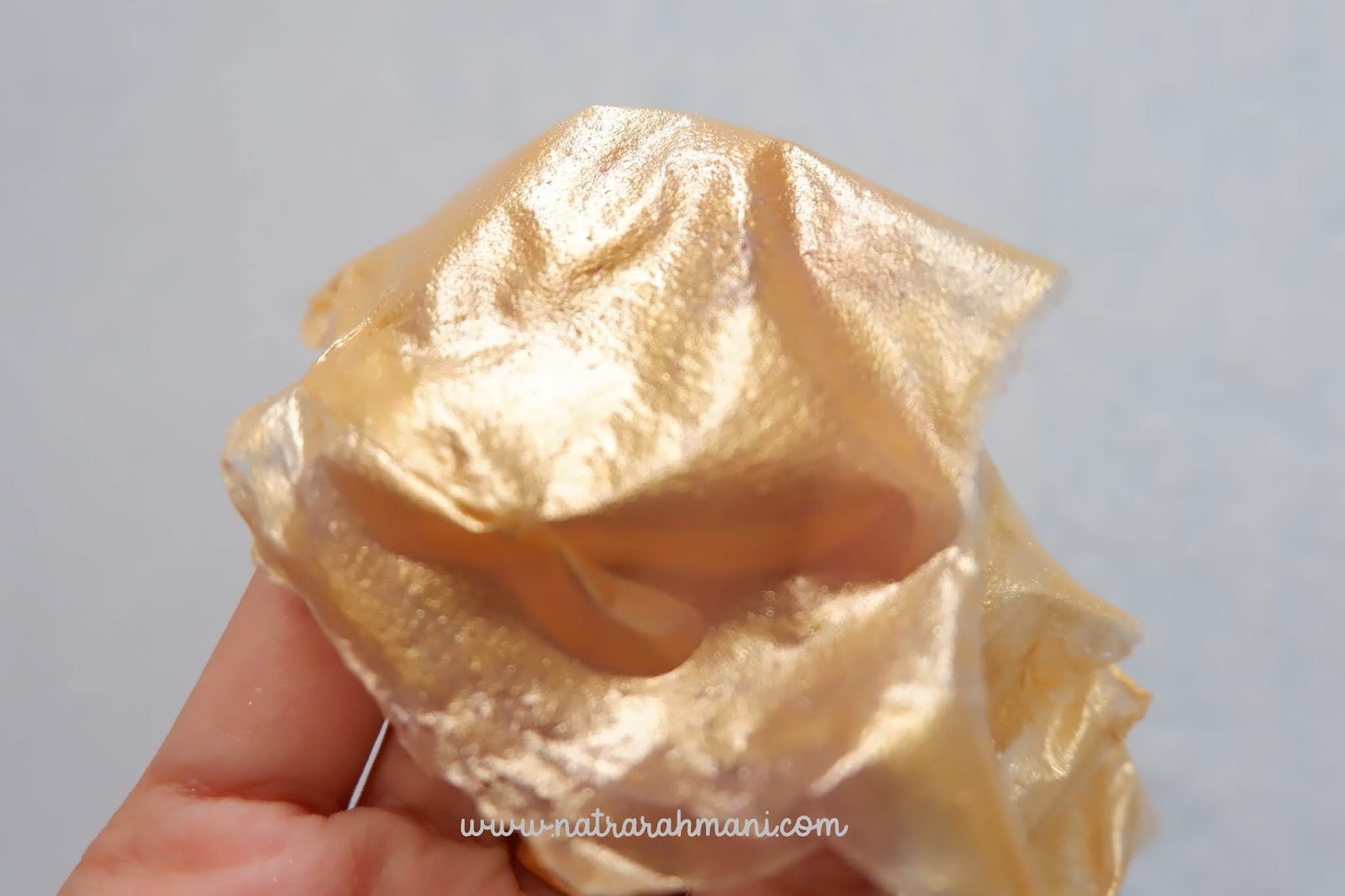 REVIEW VIENNA WHITENING FACE MASK & VIENNA ANTI AGING FACE MASK / Natrarahmani