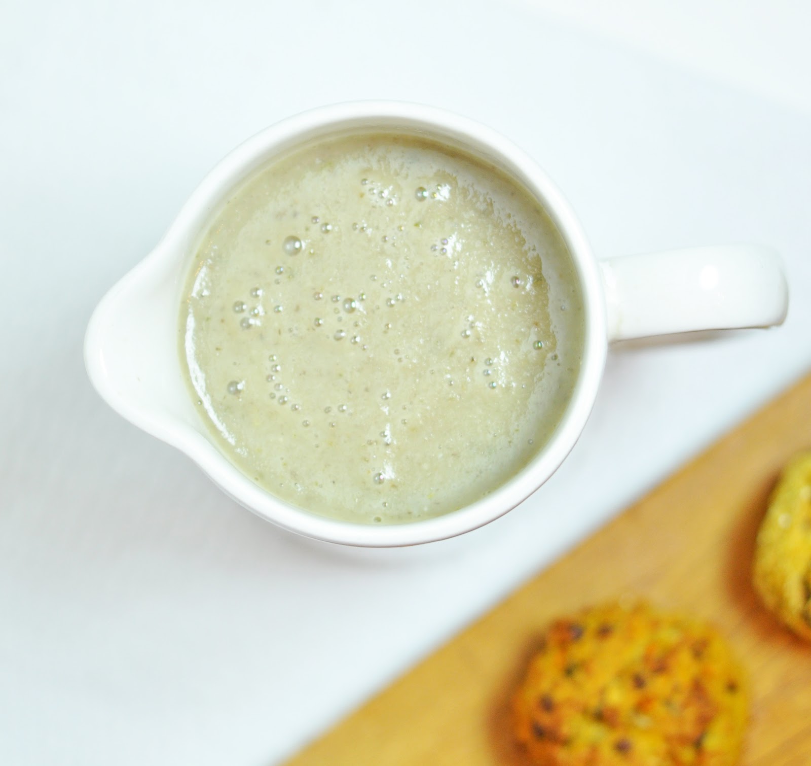 Creamy herb mushroom gravy including cake