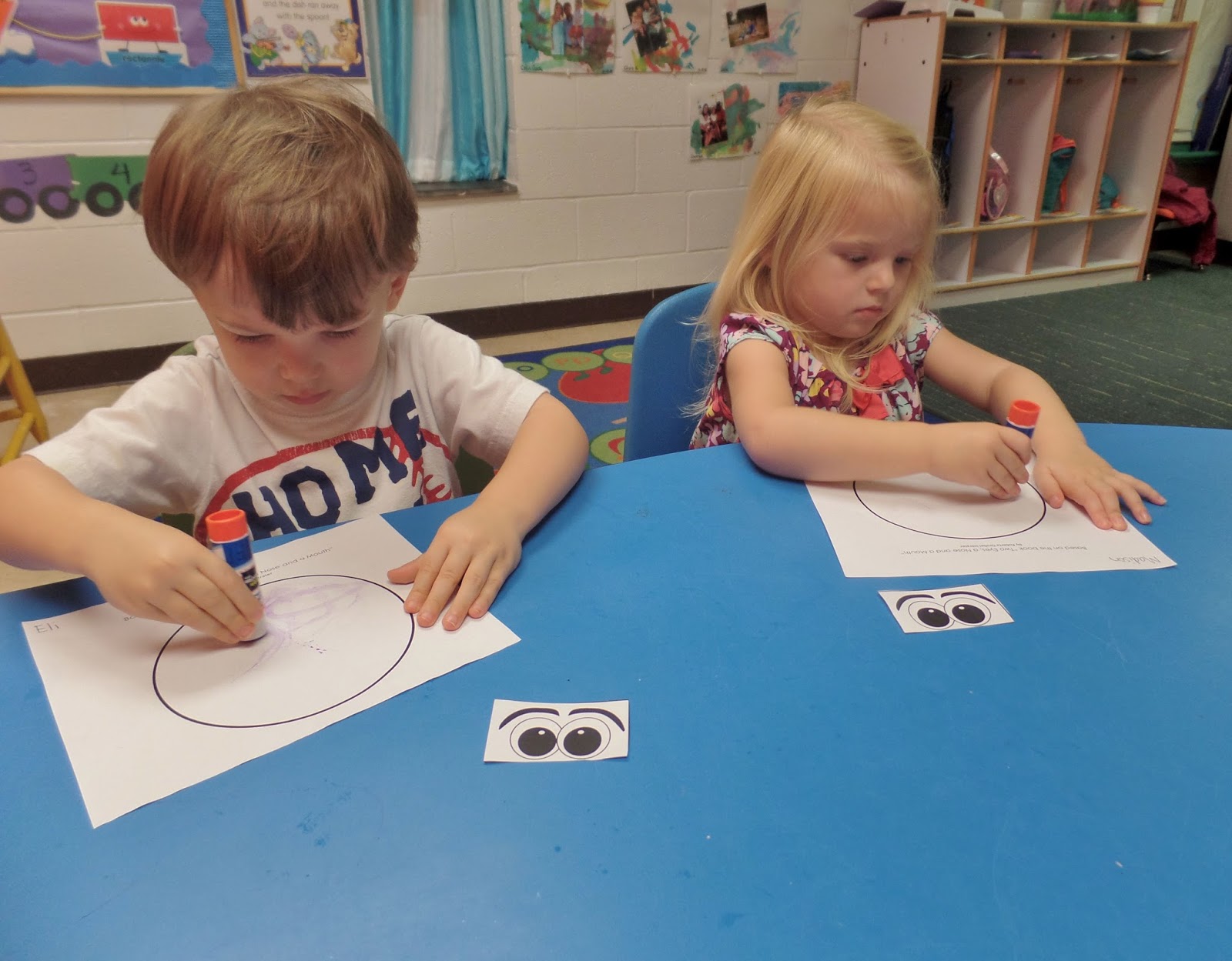 PEEP: 2's: Small muscles activities