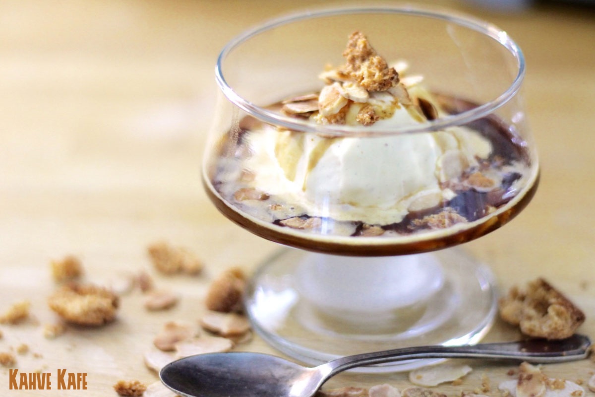 Kahve Çeşitleri Affogato KAHVEKAFE Kahve Dünyasından Bilgiler ve