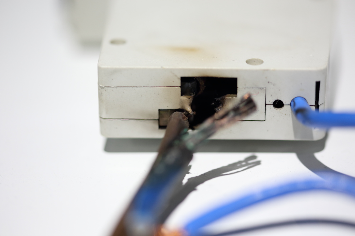 Kent Solar Panels - UK Solar PV Panel Reviews & Feedback: Low Solar