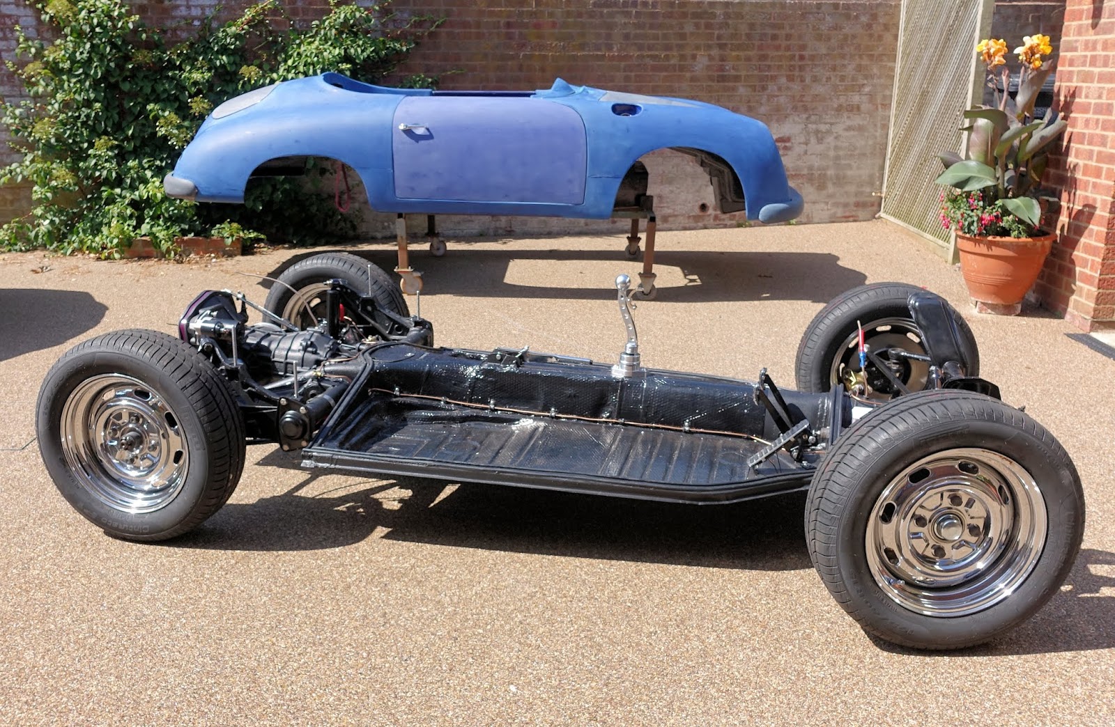 Chesil Porsche 356 Speedster Replica build project Update September