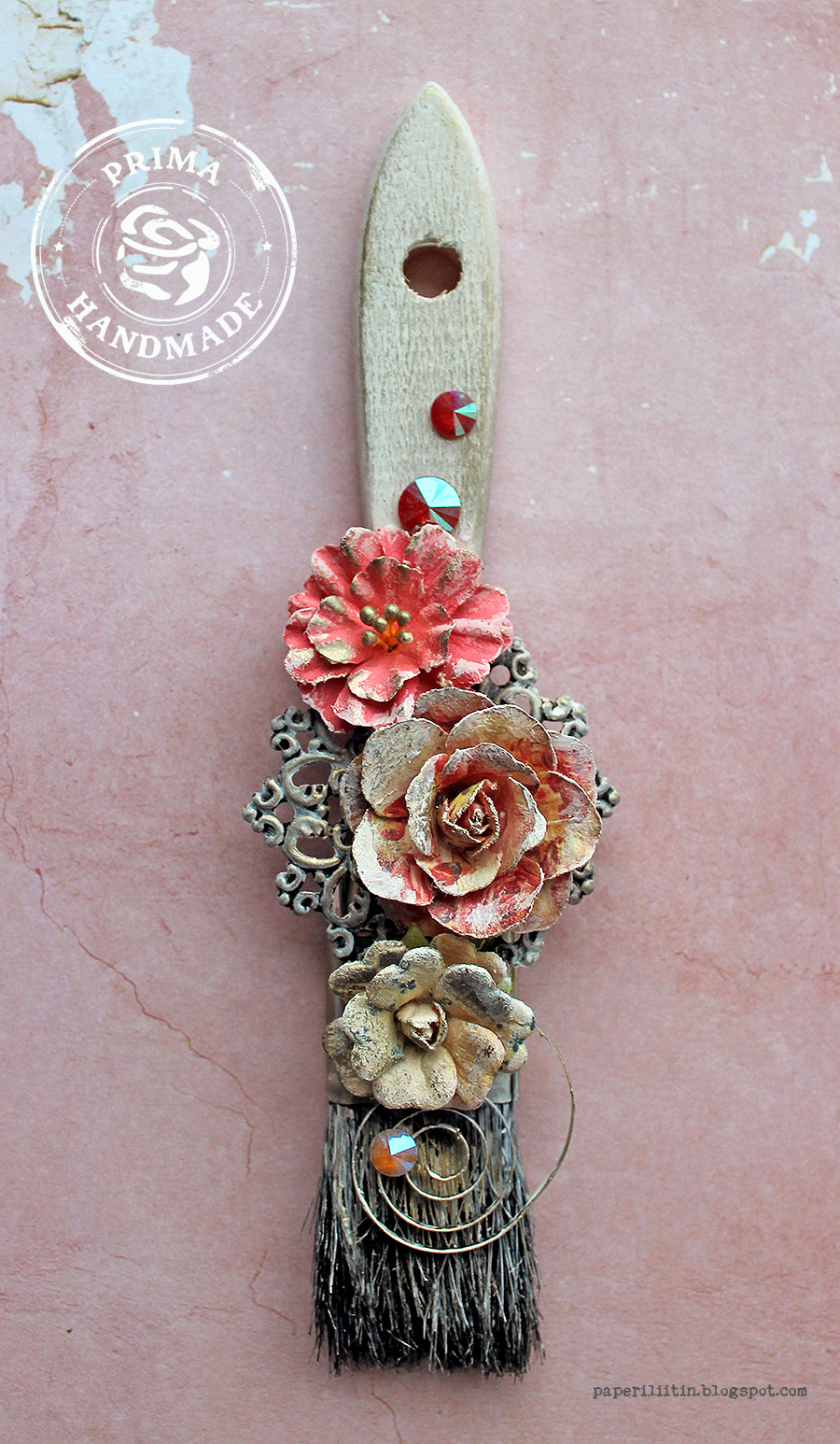 Riikka Kovasin Paperiliitin Blooming brush Prima Marketing