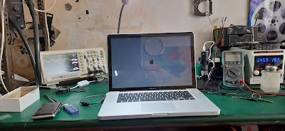 service macbook pro 15 inc tidak tampil layar di malang