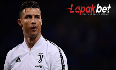 Maurizio Sarri Ingin Bereksperimen Mainkan Cristiano Ronaldo Jadi False Nine di Juventus