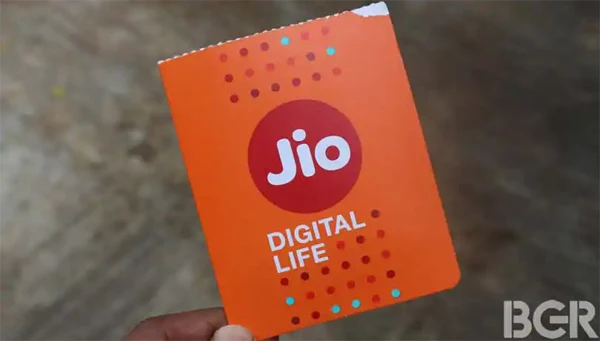 Don't fall pray to these fake free Jio recharge offers, Mumbai, News, Business, Technology, Message, National